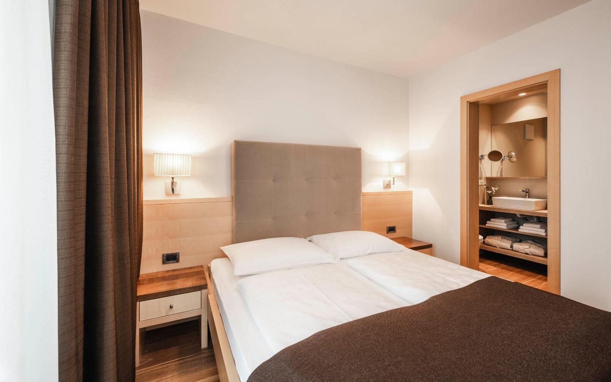 Appartementhaus Residence Hirzer Tirolo Room photo